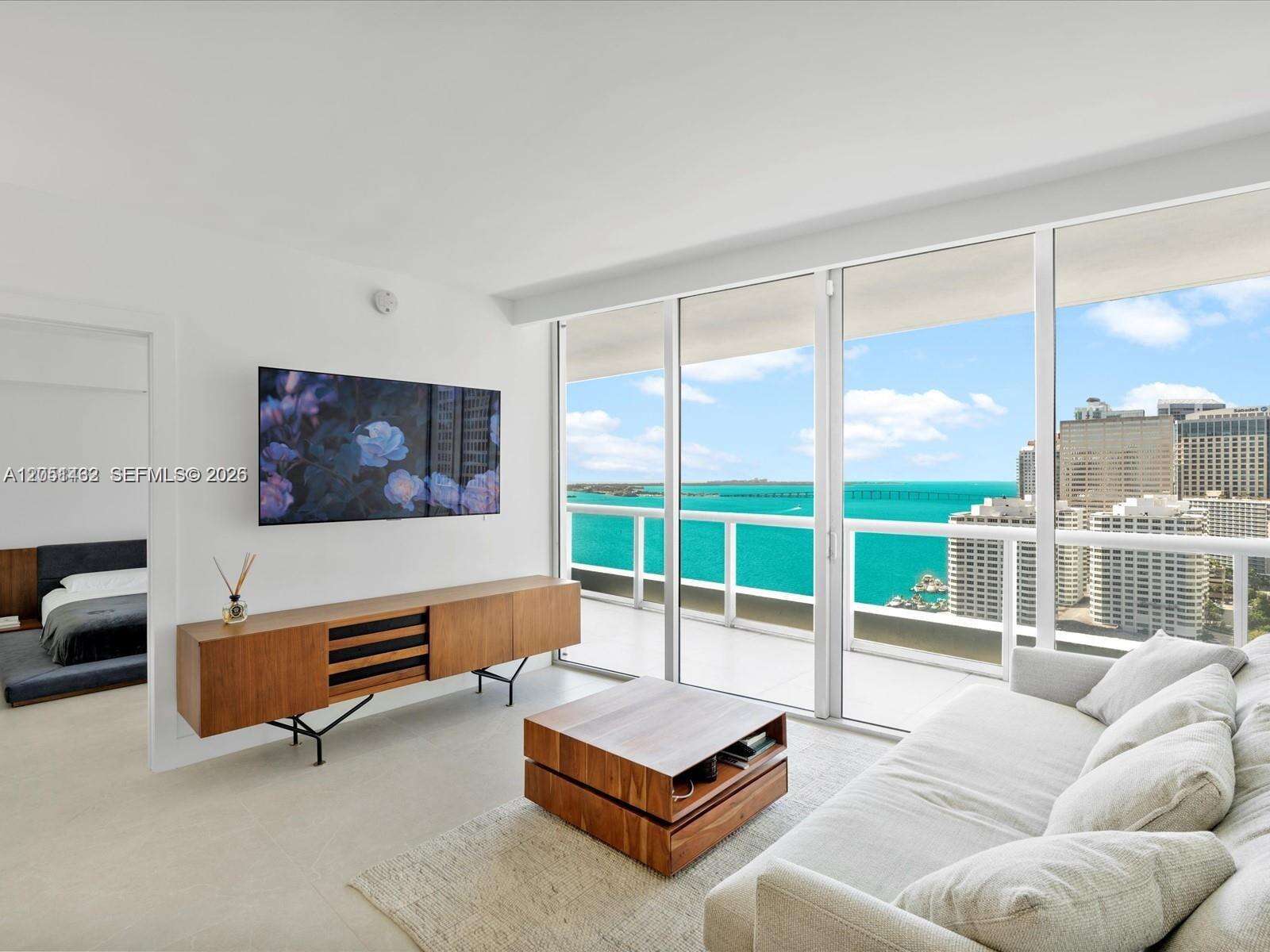 Icon Brickell 2 at 495 Brickell Ave, Miami, FL 33131 - For Rent photo 10