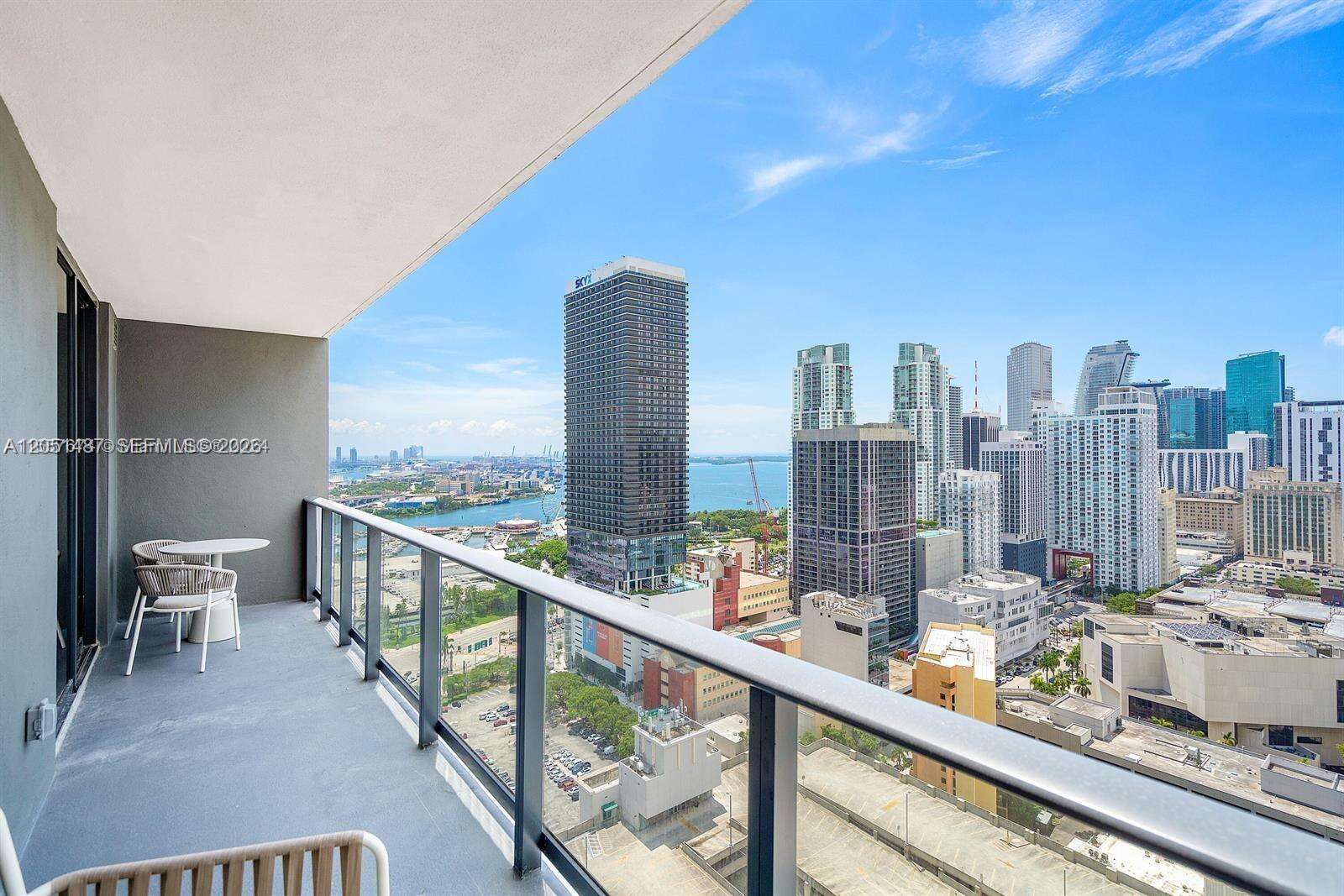 Natiivo | Gale Miami at 159 6 St, Miami, FL 33132 - For Rent photo 2