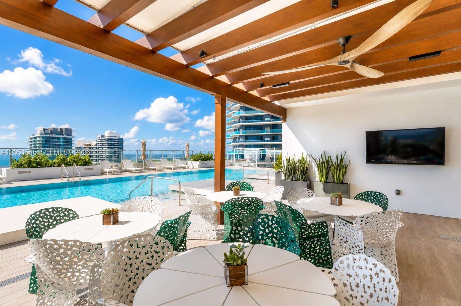 1010 Brickell at 1010 Brickell Ave, Miami, FL 33131 - For Rent photo 18