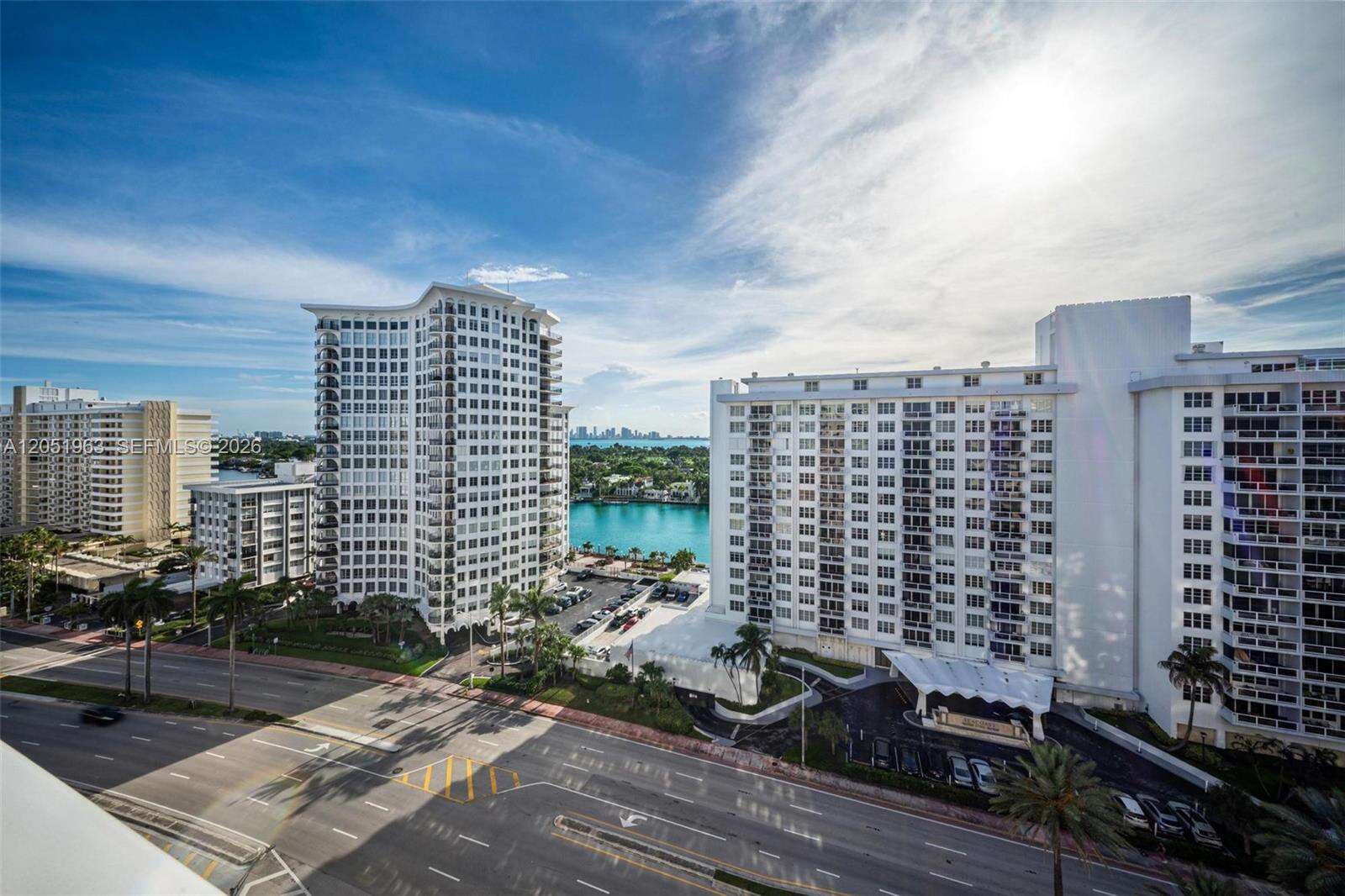 Arlen Beach at 5701 Collins Ave, Miami Beach, FL 33140 - For Rent photo 6