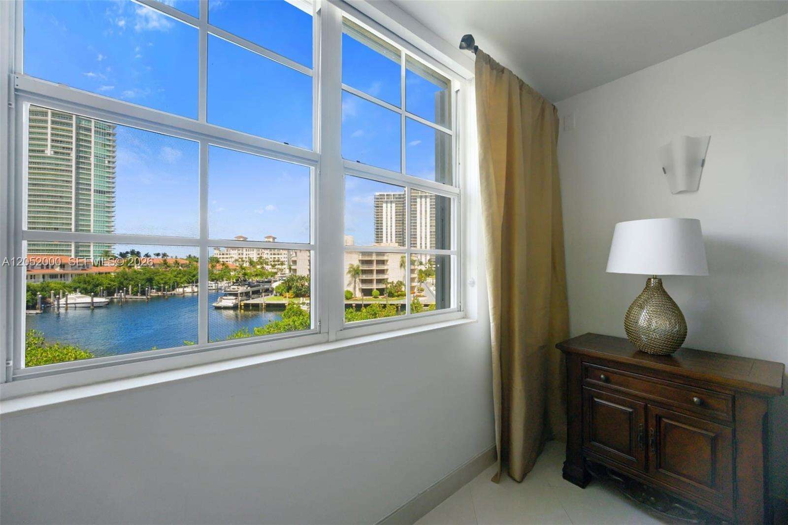 The Yacht Club At Aventura at 19999 Country Club Dr, Aventura, FL 33180 - For Rent photo 3