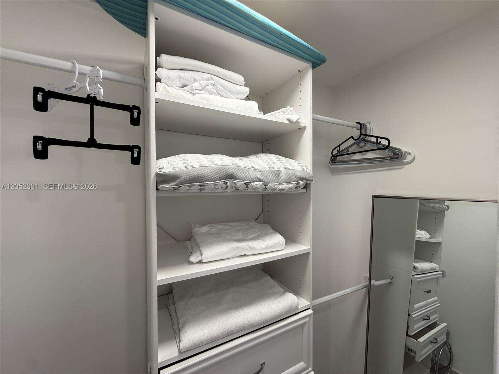 Icon Brickell 1 at 475 Brickell Ave, Miami, FL 33131 - For Rent photo 16