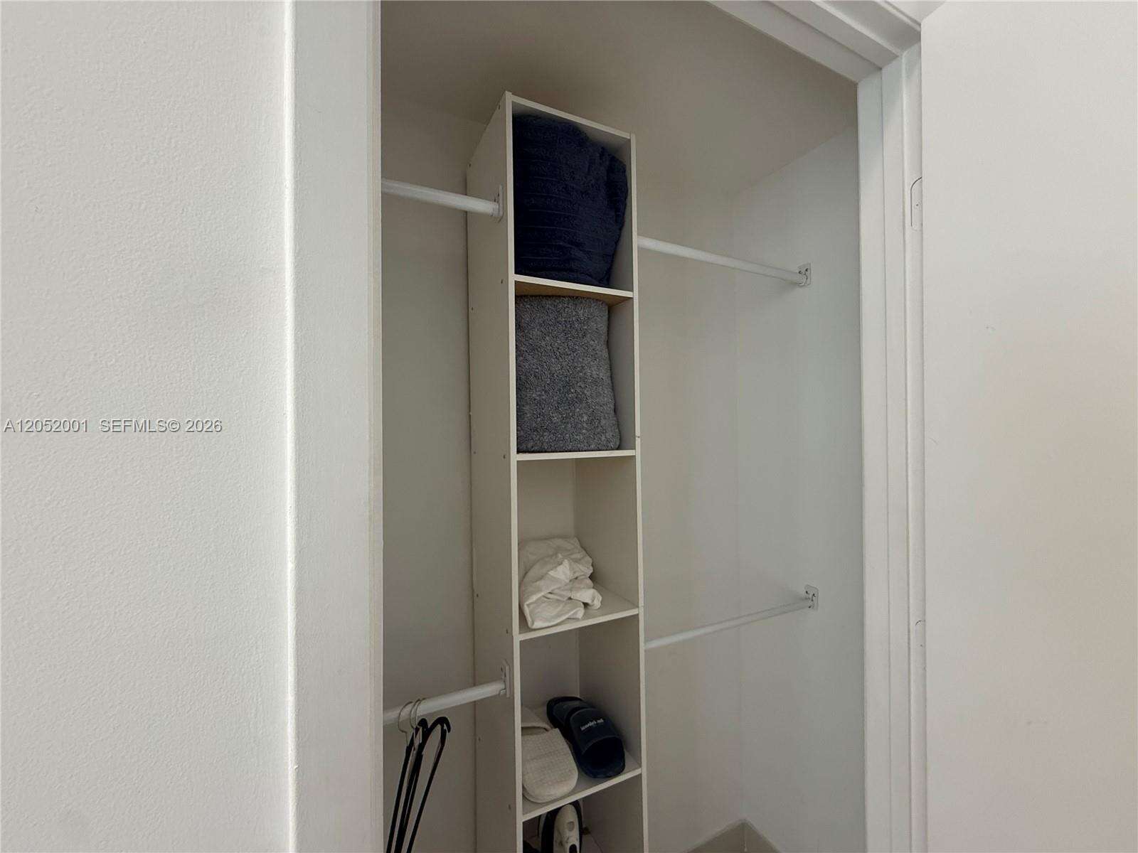 Icon Brickell 1 at 475 Brickell Ave, Miami, FL 33131 - For Rent photo 19
