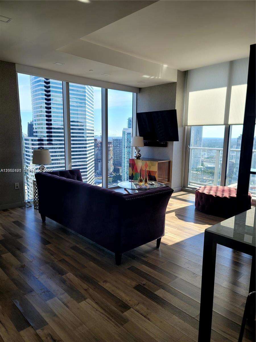 Centro at 151 1 St, Miami, FL 33131 - For Rent photo 12