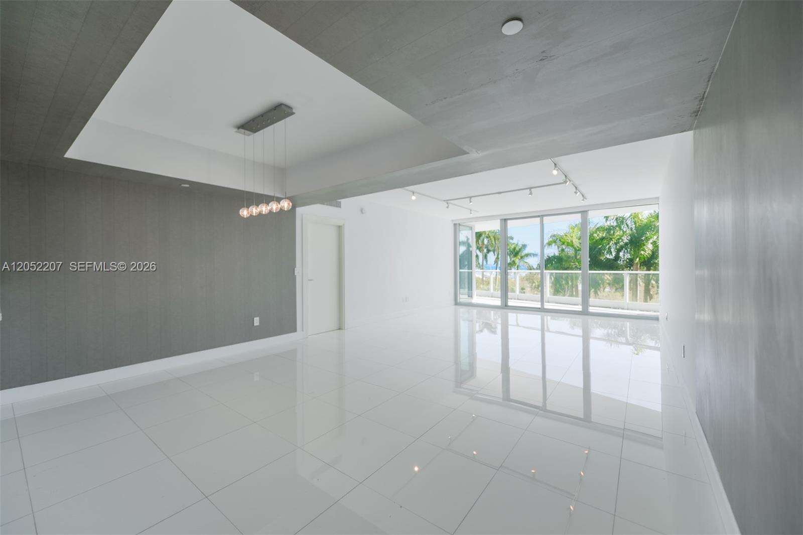 Grovenor House at 2627 Bayshore Dr, Miami, FL 33133 - For Rent photo 2