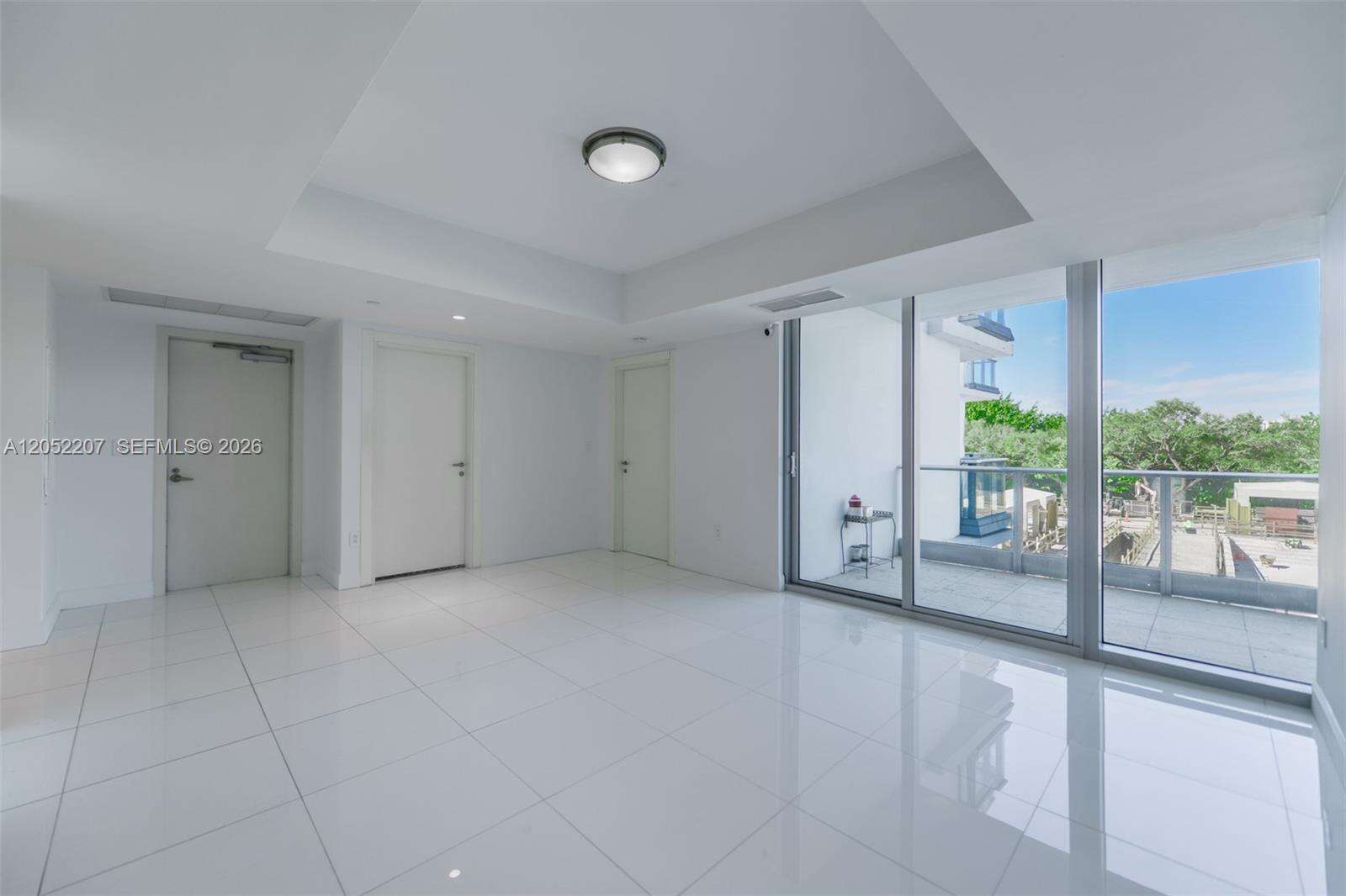 Grovenor House at 2627 Bayshore Dr, Miami, FL 33133 - For Rent photo 17