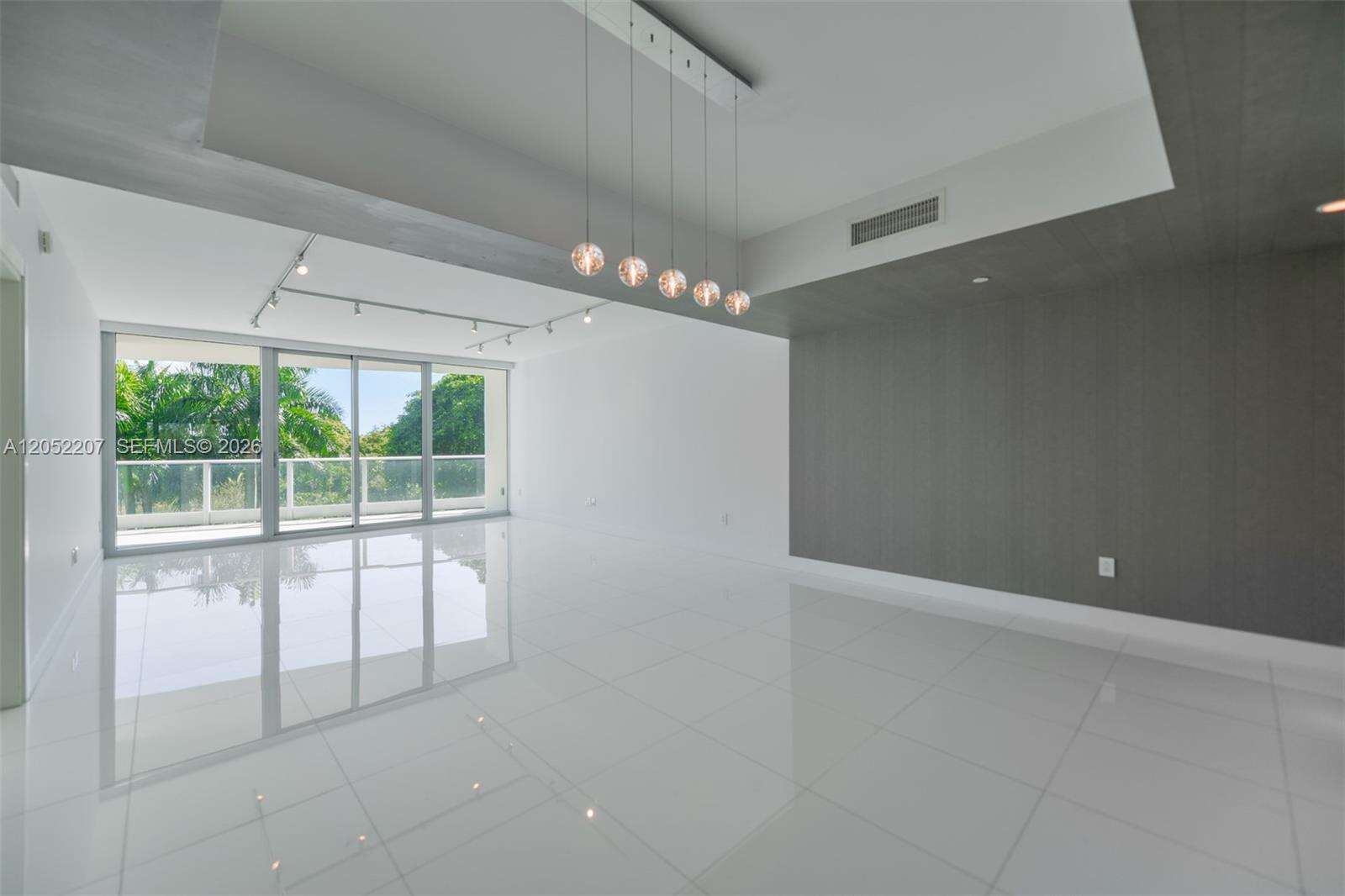 Grovenor House at 2627 Bayshore Dr, Miami, FL 33133 - For Rent photo 3