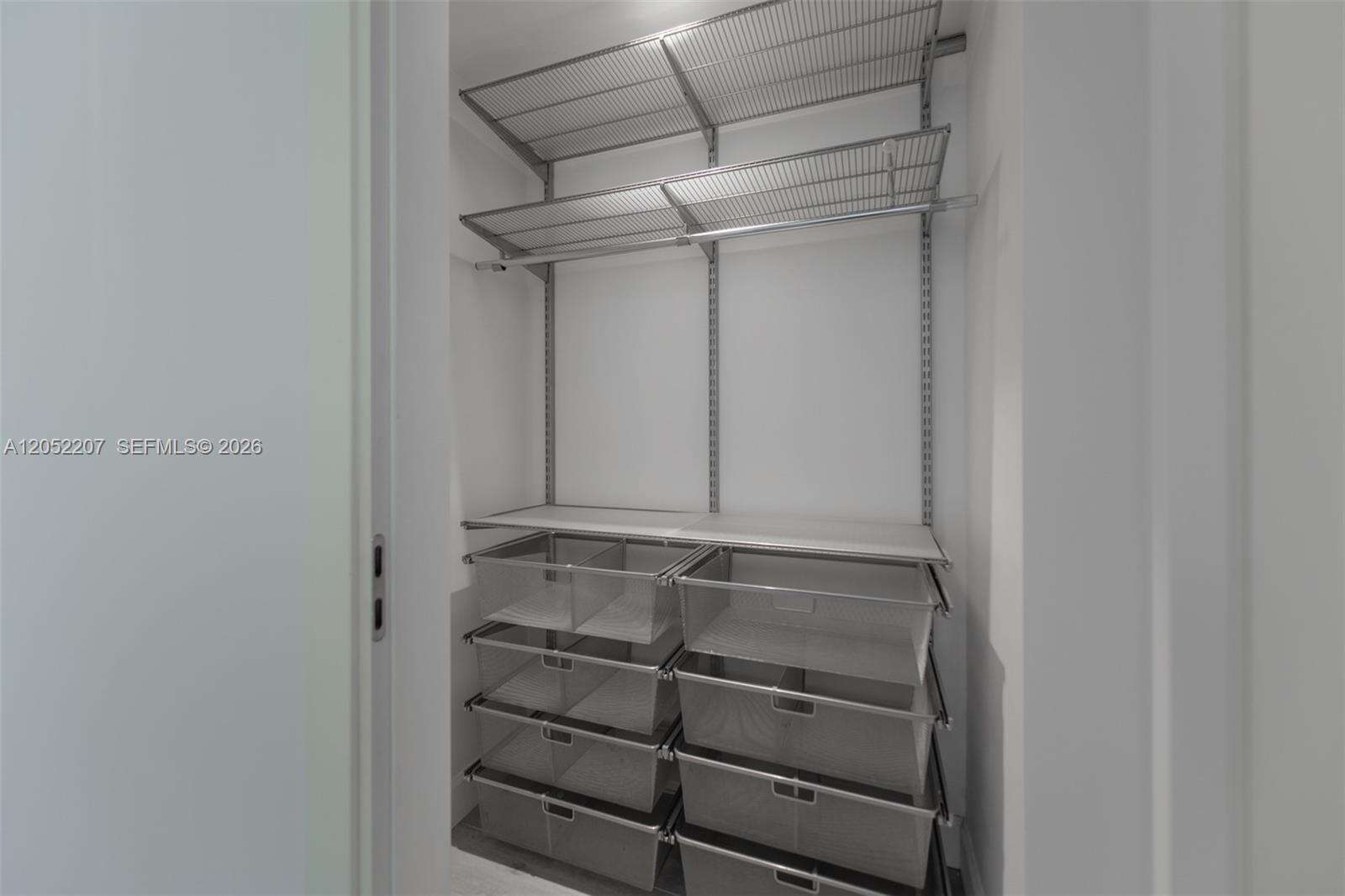 Grovenor House at 2627 Bayshore Dr, Miami, FL 33133 - For Rent photo 27