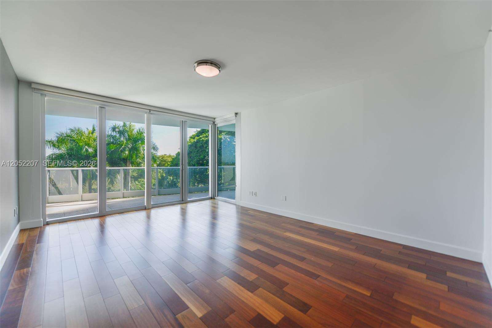 Grovenor House at 2627 Bayshore Dr, Miami, FL 33133 - For Rent photo 41