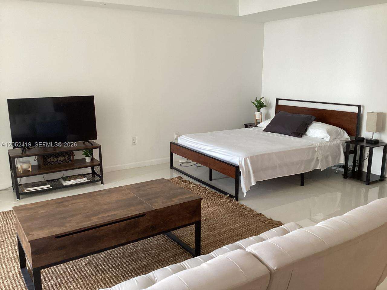 Icon Brickell 1 at 475 Brickell Ave, Miami, FL 33131 - For Rent photo 7