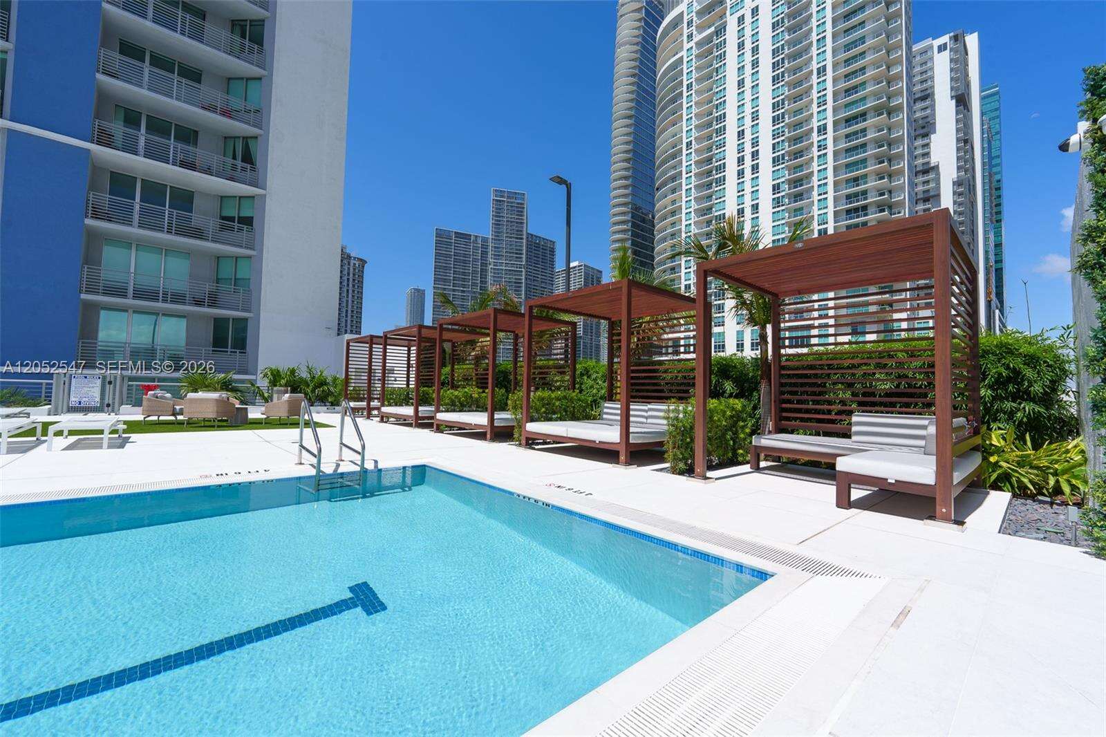 One Miami West at 325 Biscayne Blvd, Miami, FL 33131 - For Rent photo 25