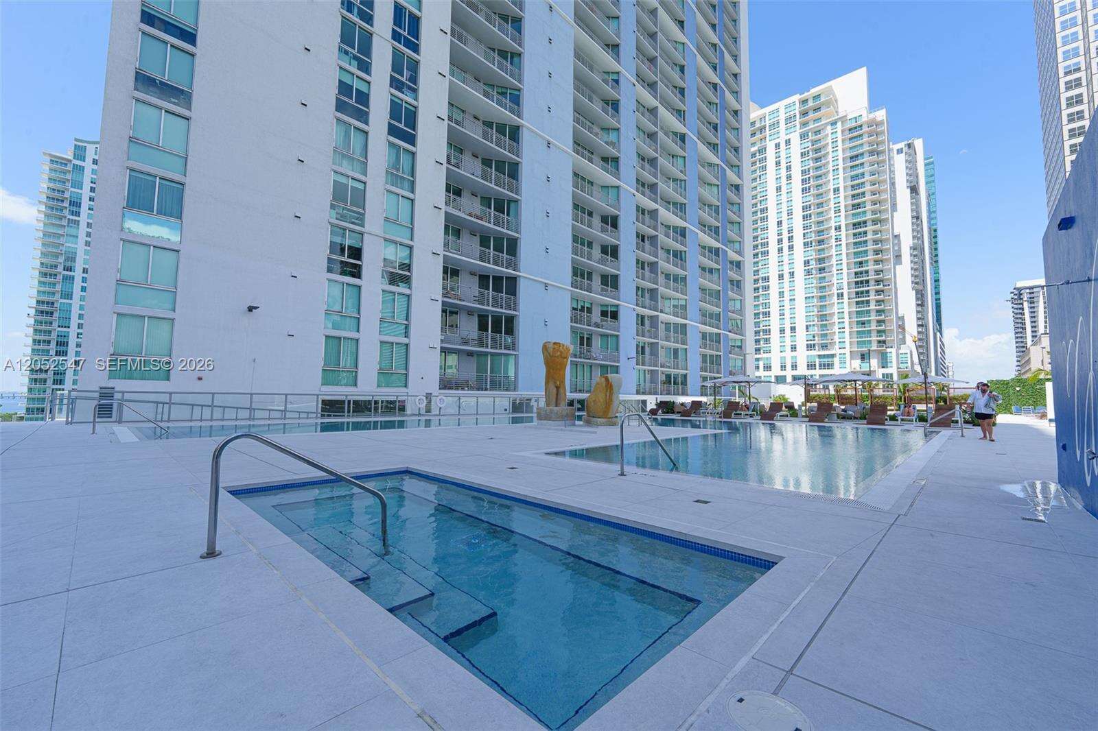 One Miami West at 325 Biscayne Blvd, Miami, FL 33131 - For Rent photo 30