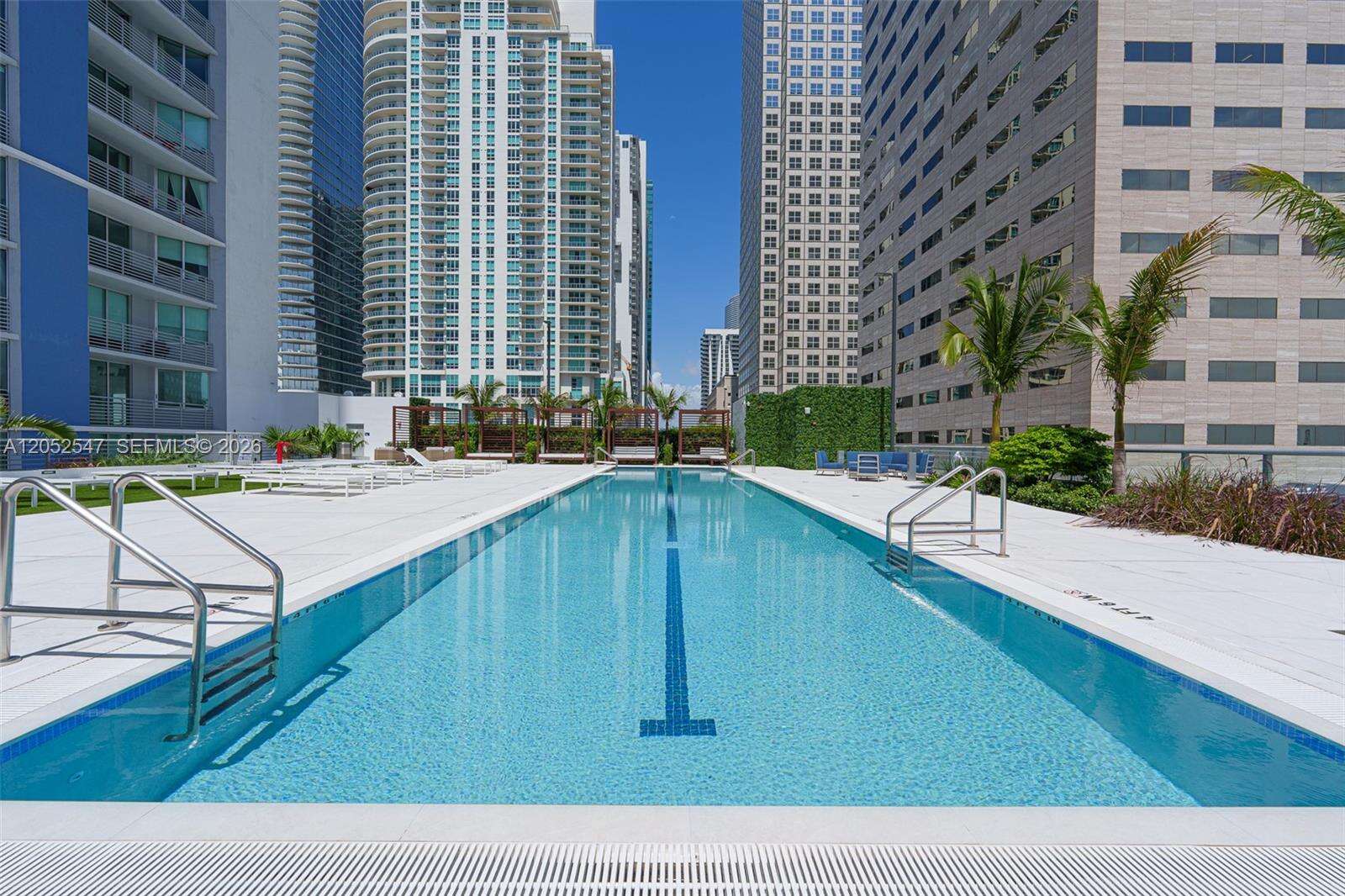 One Miami West at 325 Biscayne Blvd, Miami, FL 33131 - For Rent photo 32