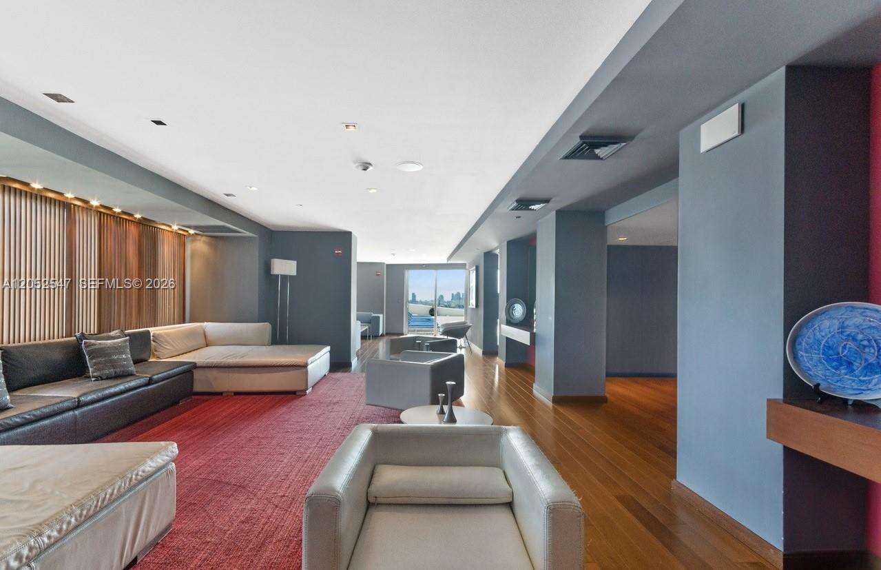 One Miami West at 325 Biscayne Blvd, Miami, FL 33131 - For Rent photo 35