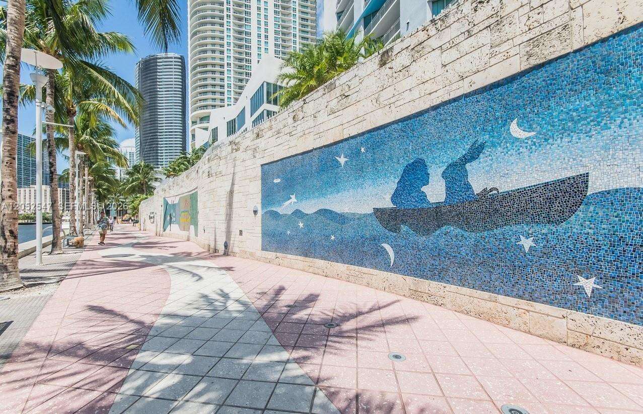 One Miami West at 325 Biscayne Blvd, Miami, FL 33131 - For Rent photo 49