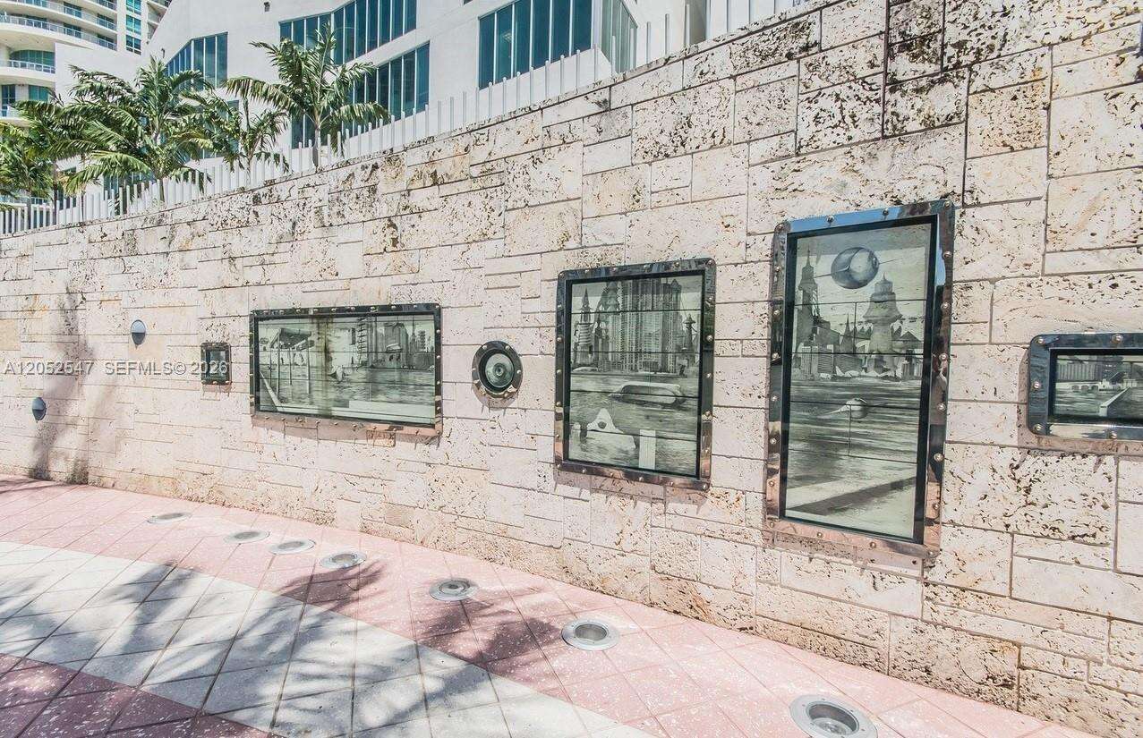 One Miami West at 325 Biscayne Blvd, Miami, FL 33131 - For Rent photo 50