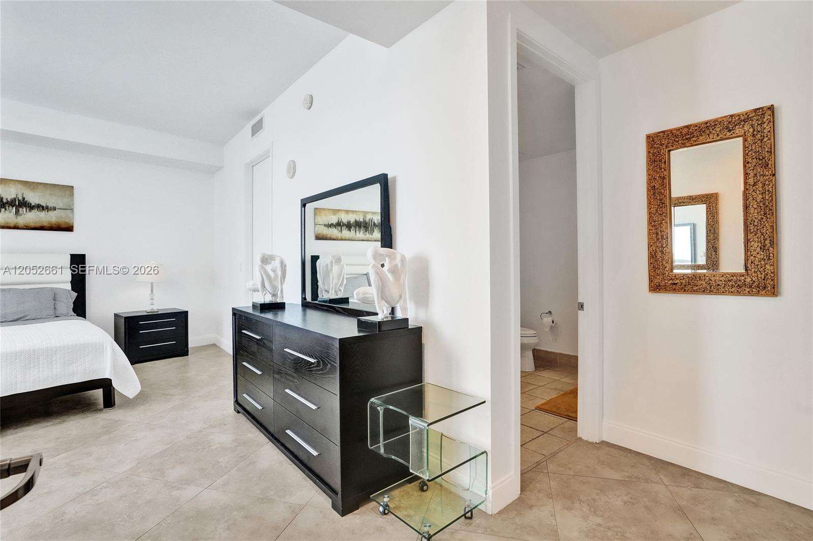 Trump Royale at 18201 Collins Ave, Sunny Isles Beach, FL 33160 - For Rent photo 21