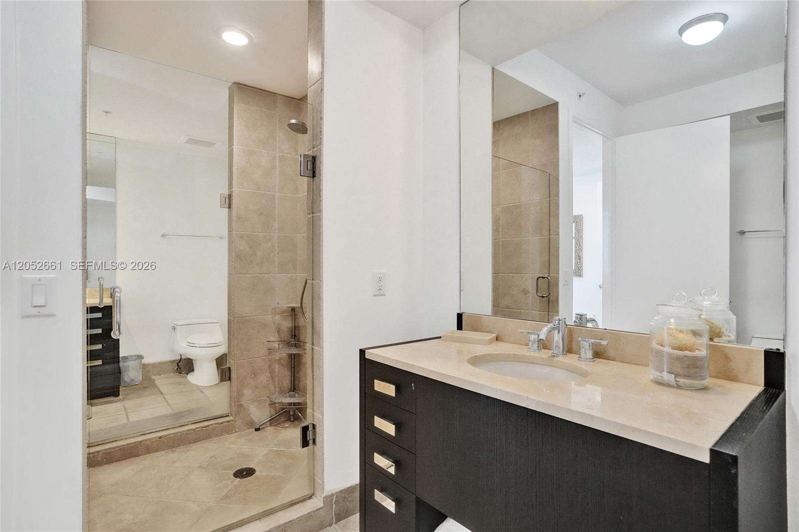 Trump Royale at 18201 Collins Ave, Sunny Isles Beach, FL 33160 - For Rent photo 37