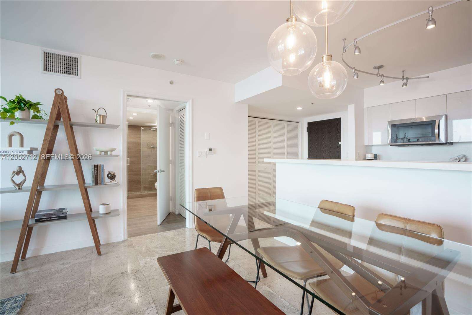 Yacht Club At Portofino at 90 Alton Rd, Miami Beach, FL 33139 - For Rent photo 12