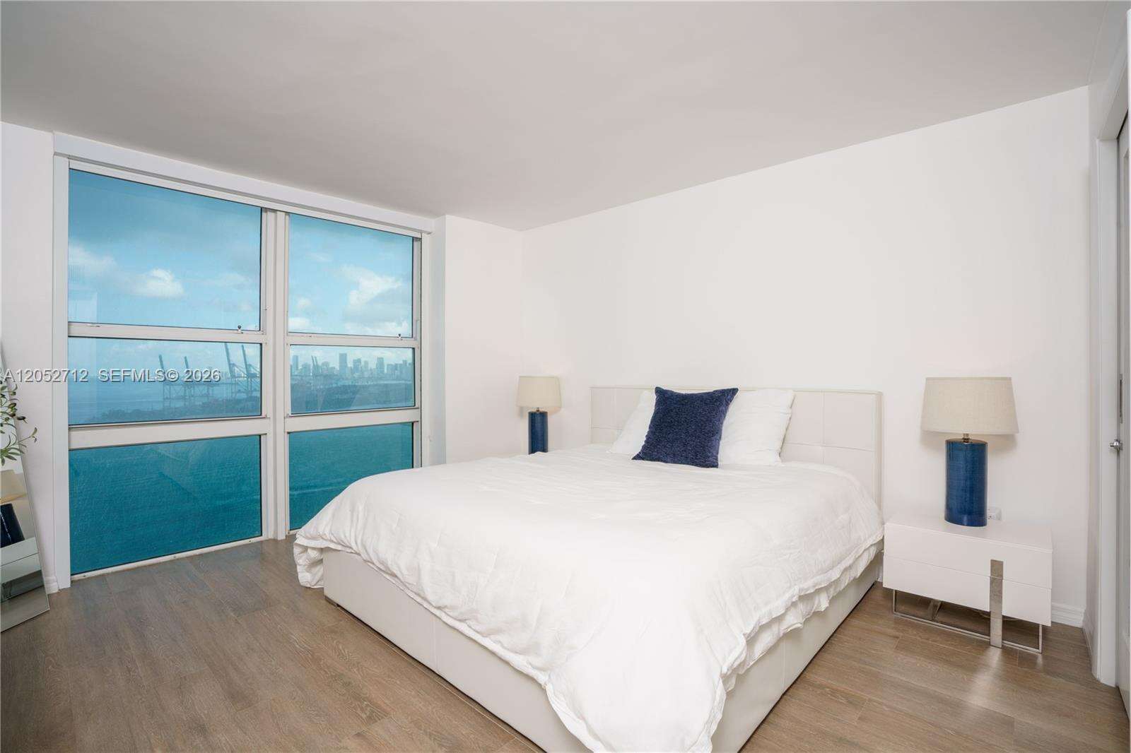 Yacht Club At Portofino at 90 Alton Rd, Miami Beach, FL 33139 - For Rent photo 15