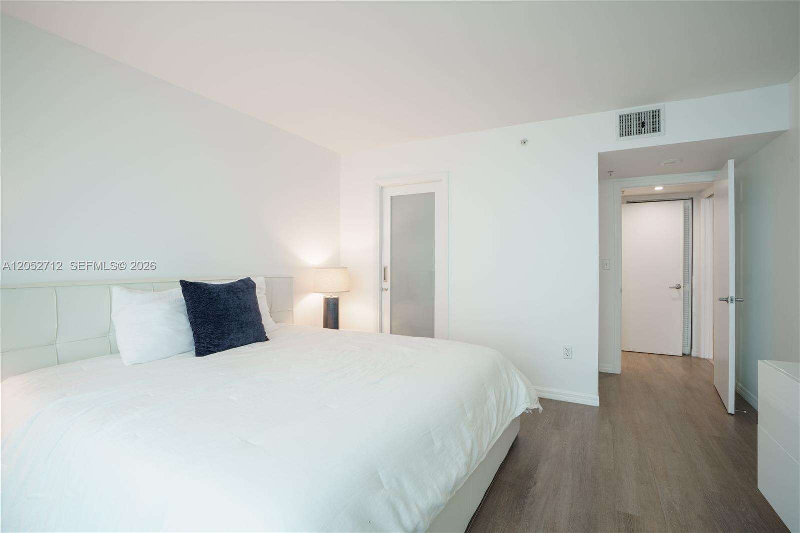 Yacht Club At Portofino at 90 Alton Rd, Miami Beach, FL 33139 - For Rent photo 16