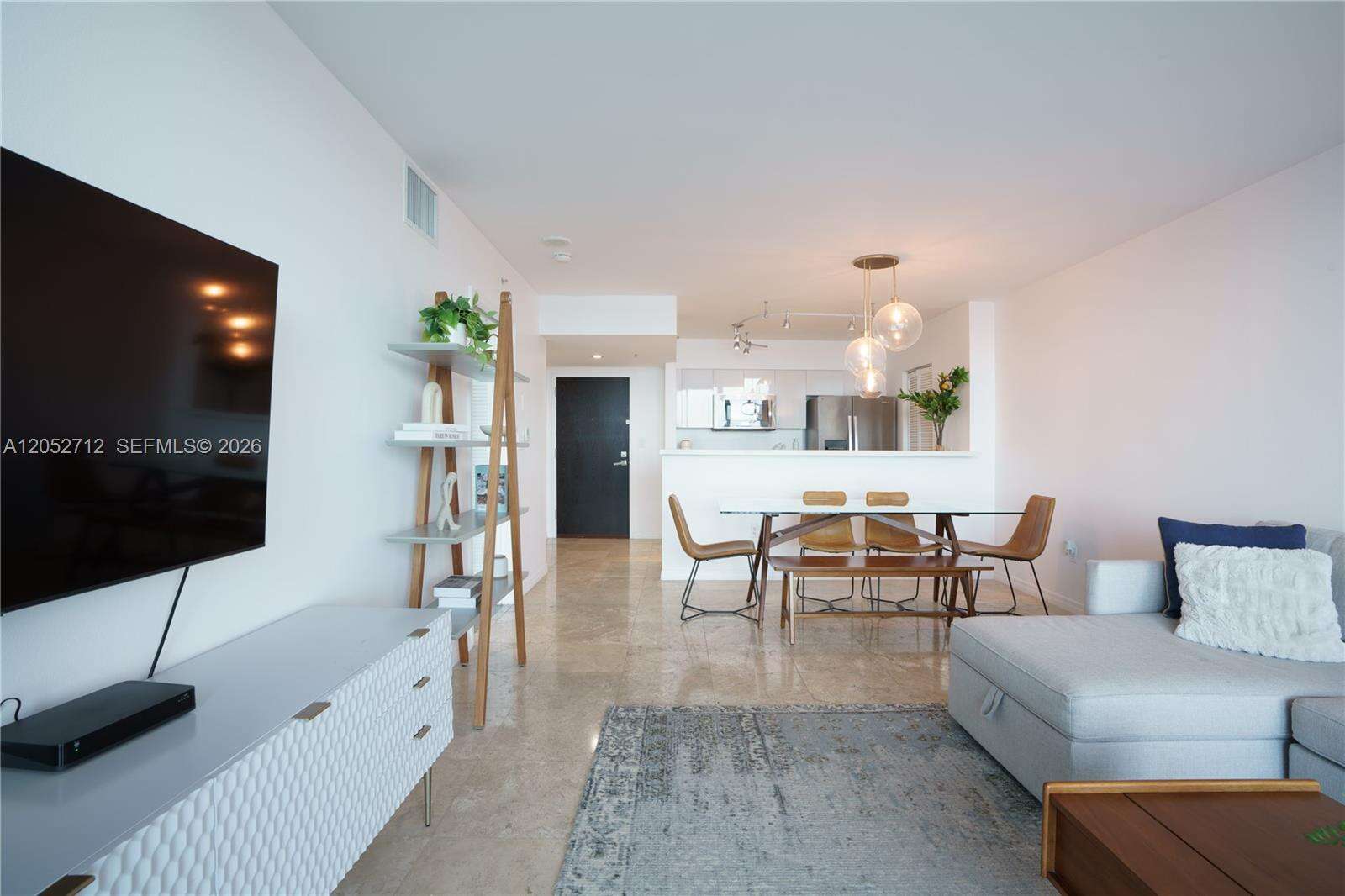 Yacht Club At Portofino at 90 Alton Rd, Miami Beach, FL 33139 - For Rent photo 8