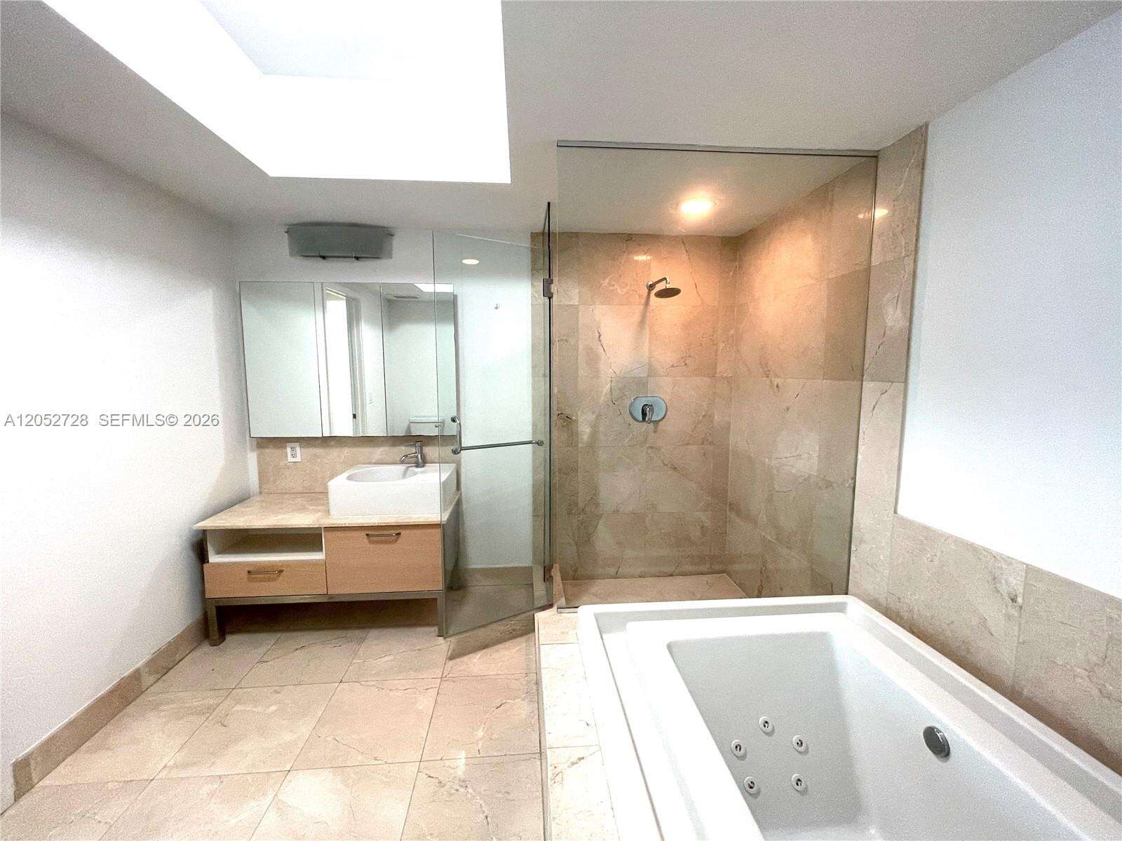 Emerald At Brickell at 218 14 St, Miami, FL 33131 - For Rent photo 13