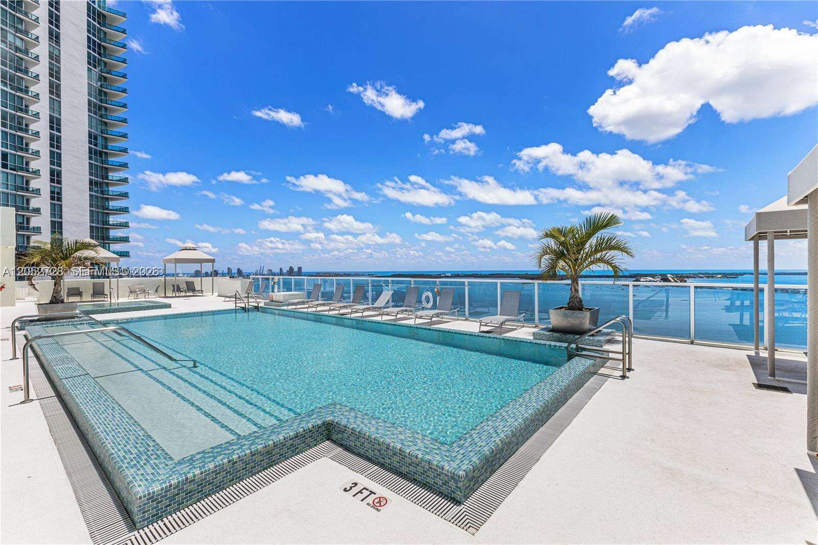 Emerald At Brickell at 218 14 St, Miami, FL 33131 - For Rent photo 32