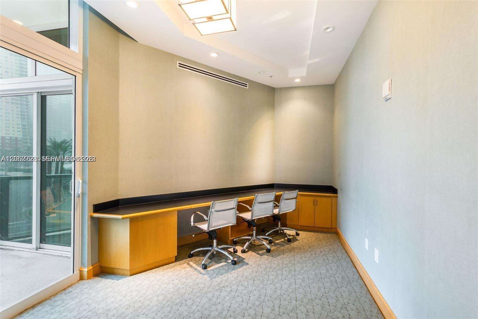 Emerald At Brickell at 218 14 St, Miami, FL 33131 - For Rent photo 38