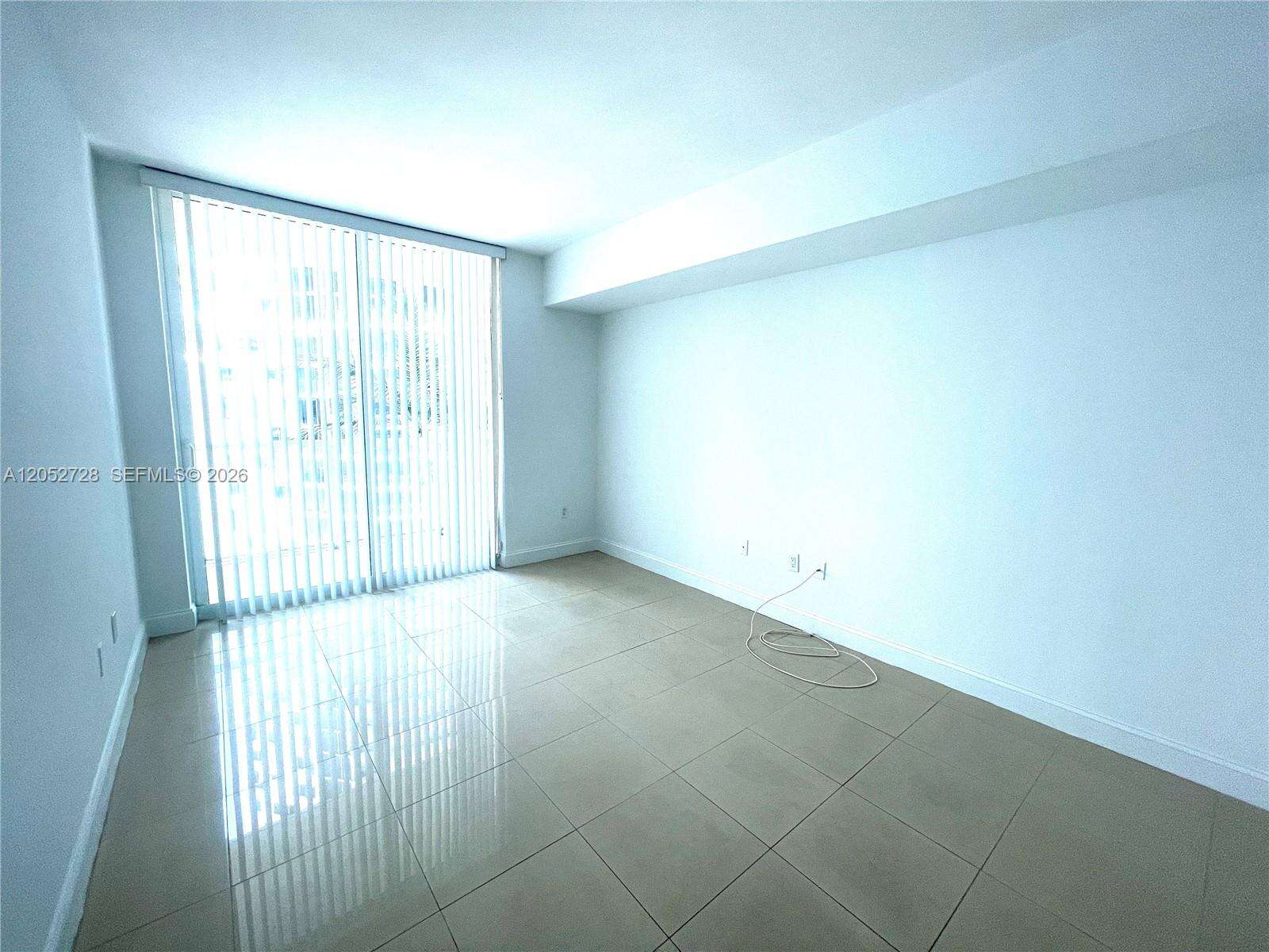 Emerald At Brickell at 218 14 St, Miami, FL 33131 - For Rent photo 8
