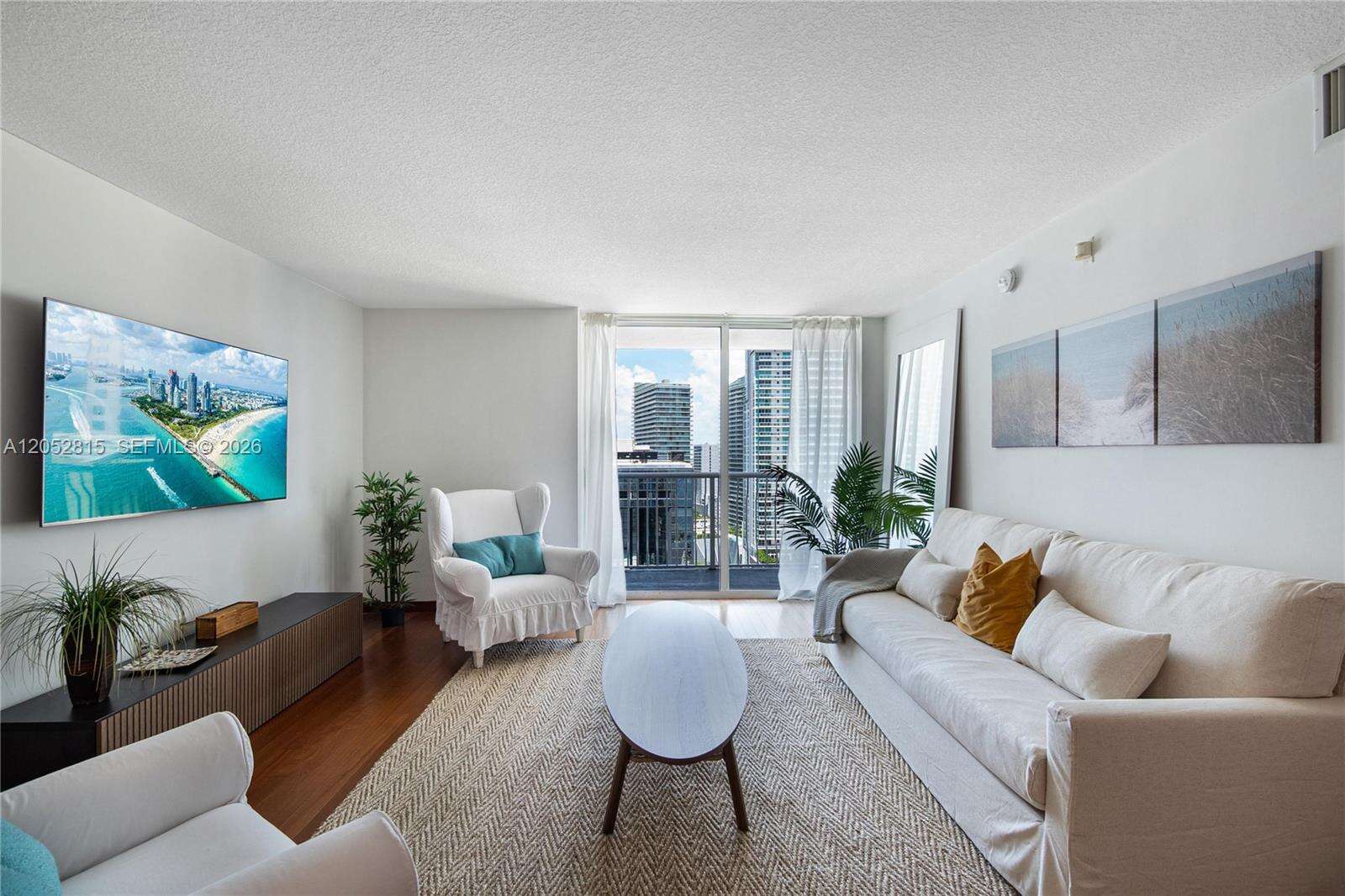 The Club At Brickell Bay at 1200 Brickell Bay Dr, Miami, FL 33131 - For Rent photo 2