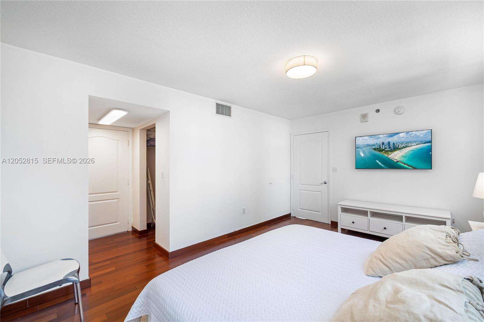 The Club At Brickell Bay at 1200 Brickell Bay Dr, Miami, FL 33131 - For Rent photo 11