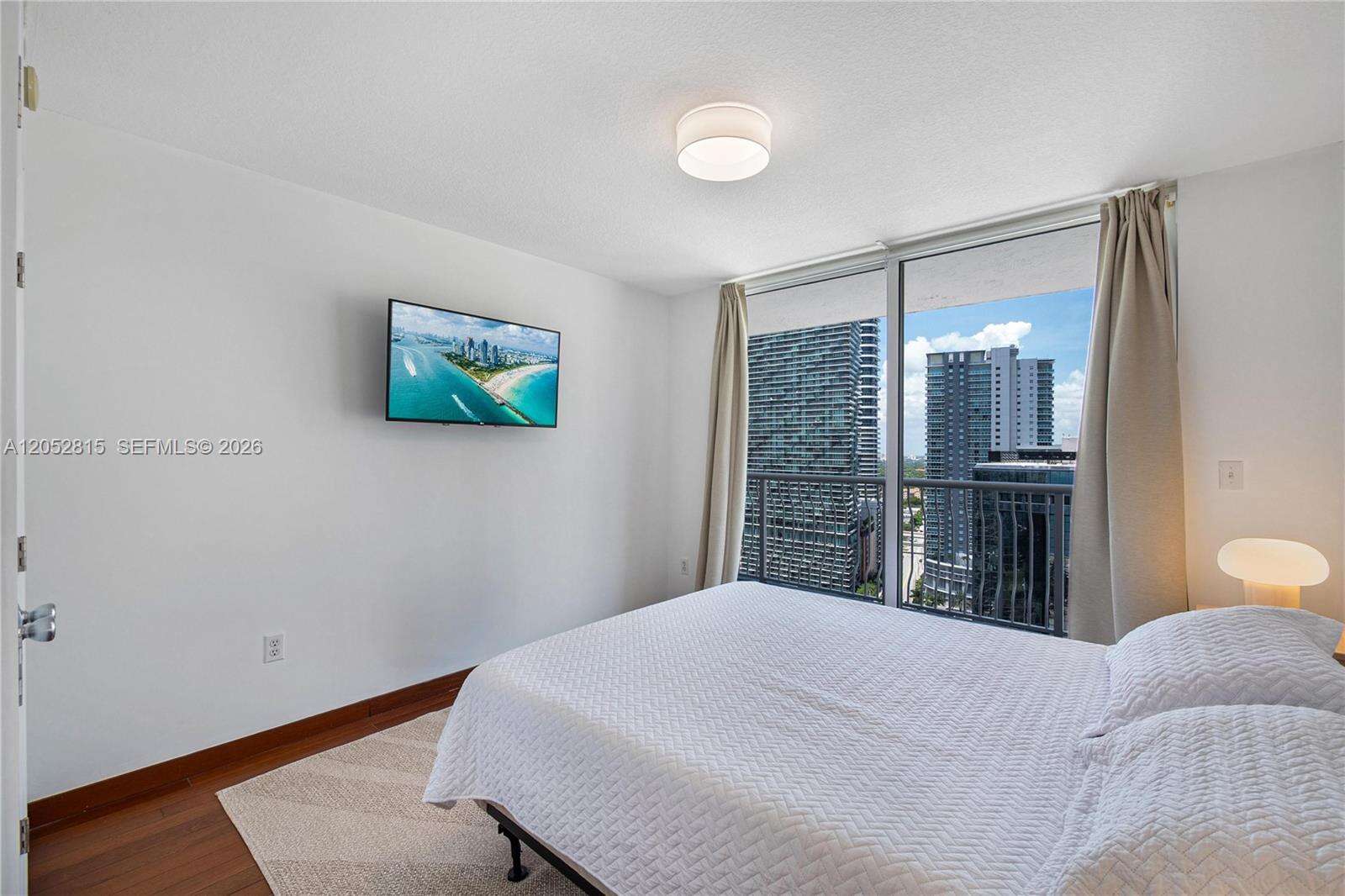 The Club At Brickell Bay at 1200 Brickell Bay Dr, Miami, FL 33131 - For Rent photo 12