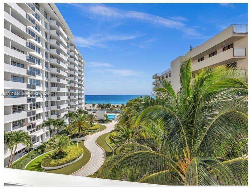 Decoplage at 100 Lincoln Rd, Miami Beach, FL 33139 - For Rent photo 1