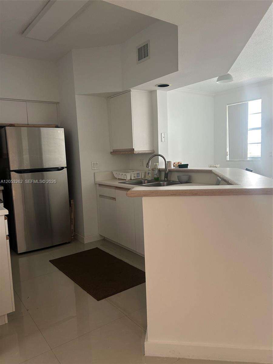 Village By The Bay at 3215 184 St, Aventura, FL 33160 - For Rent photo 7