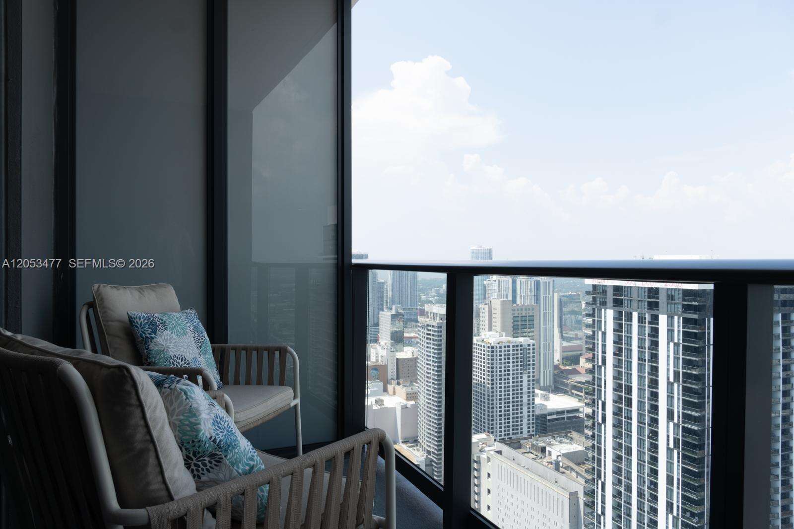 Natiivo | Gale Miami at 159 6 St, Miami, FL 33132 - For Rent photo 23