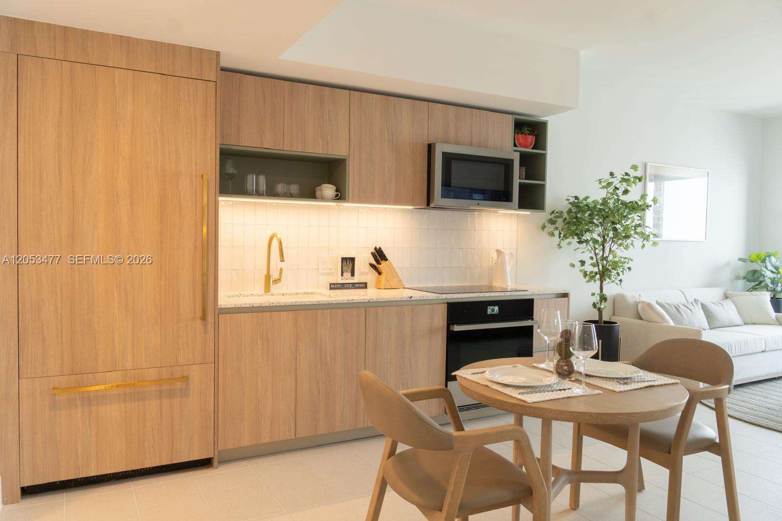 Natiivo | Gale Miami at 159 6 St, Miami, FL 33132 - For Rent photo 4