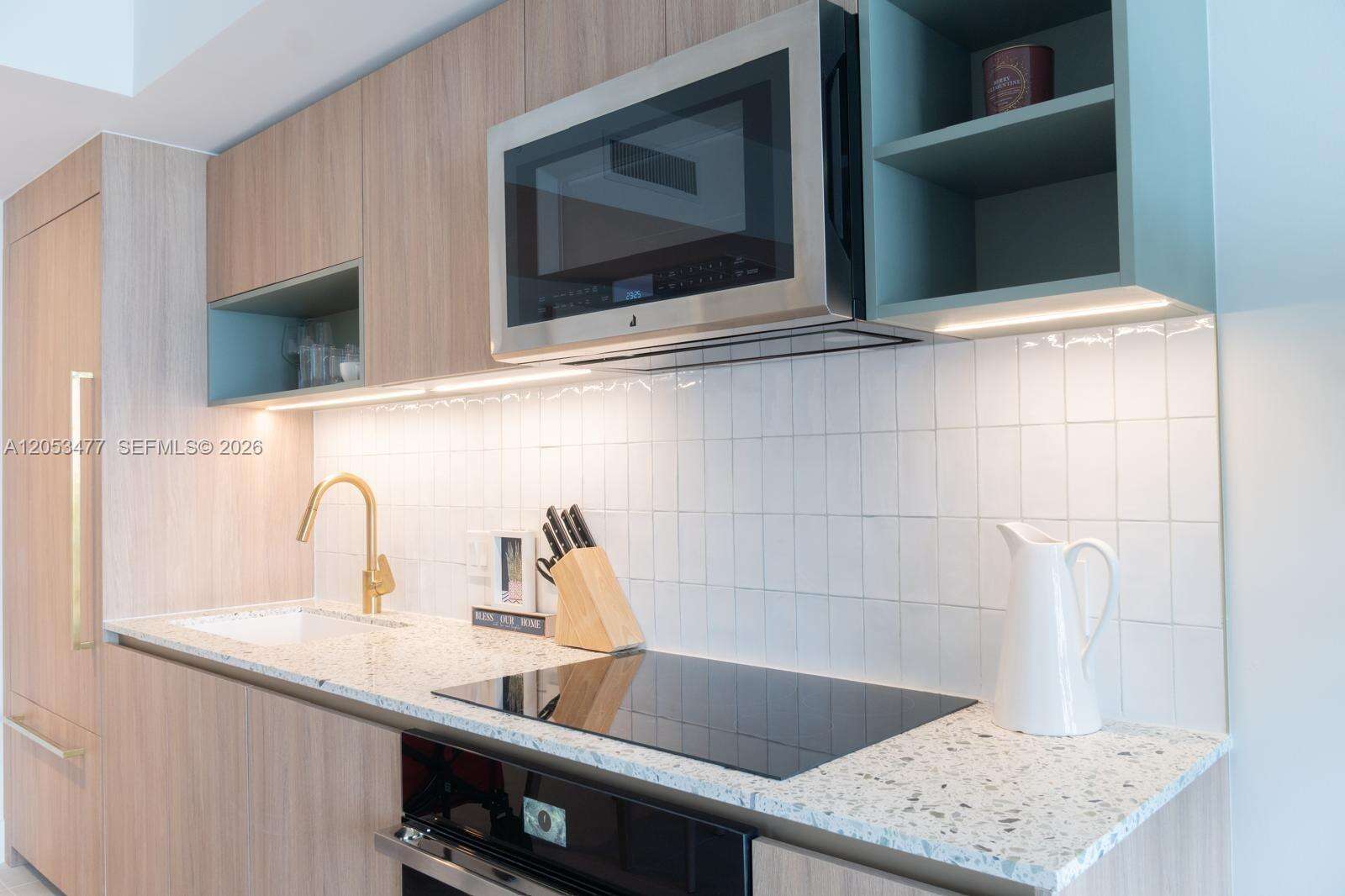 Natiivo | Gale Miami at 159 6 St, Miami, FL 33132 - For Rent photo 7