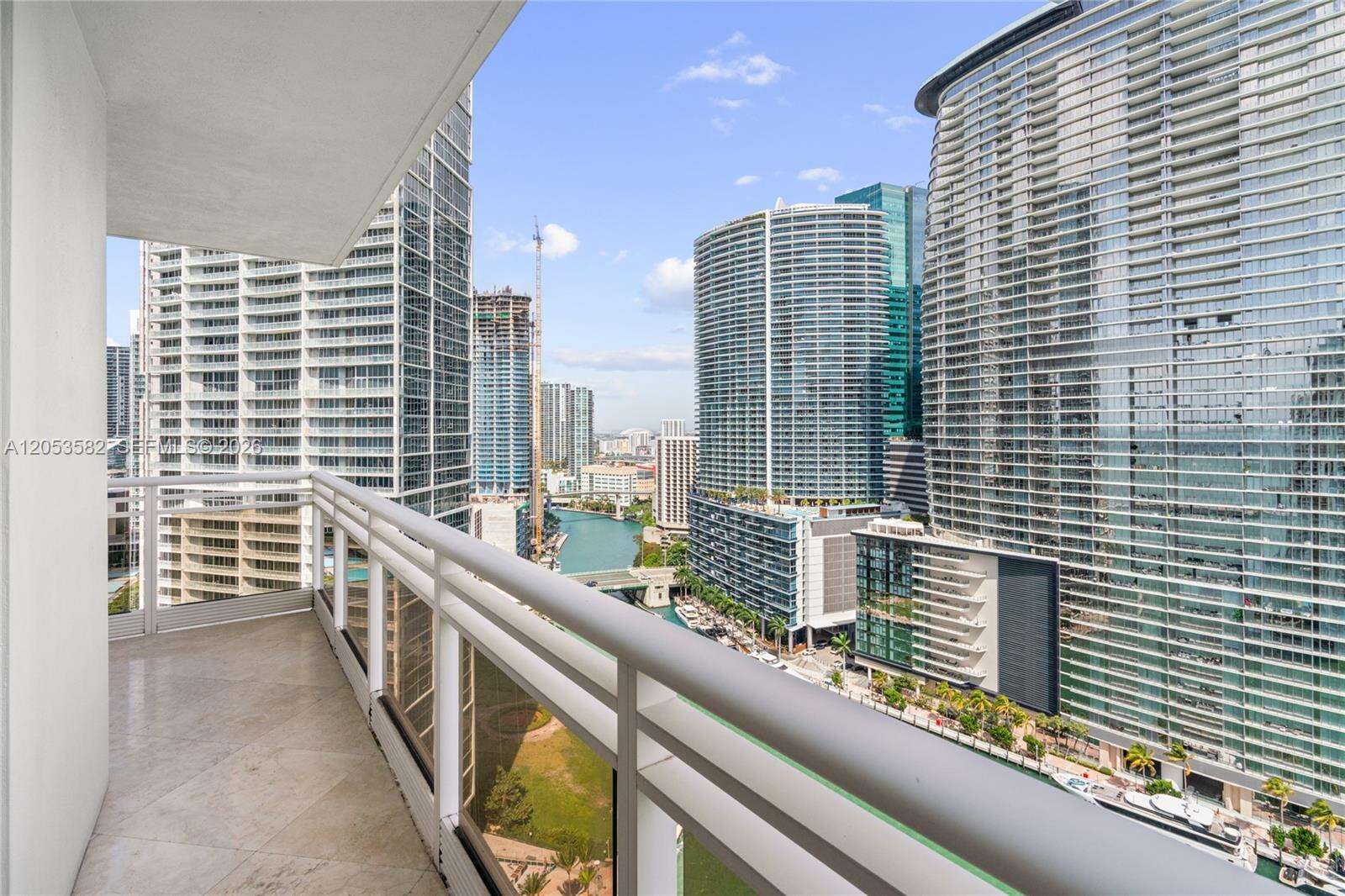 Carbonell at 901 Brickell Key Blvd, Miami, FL 33131 - For Rent photo 38