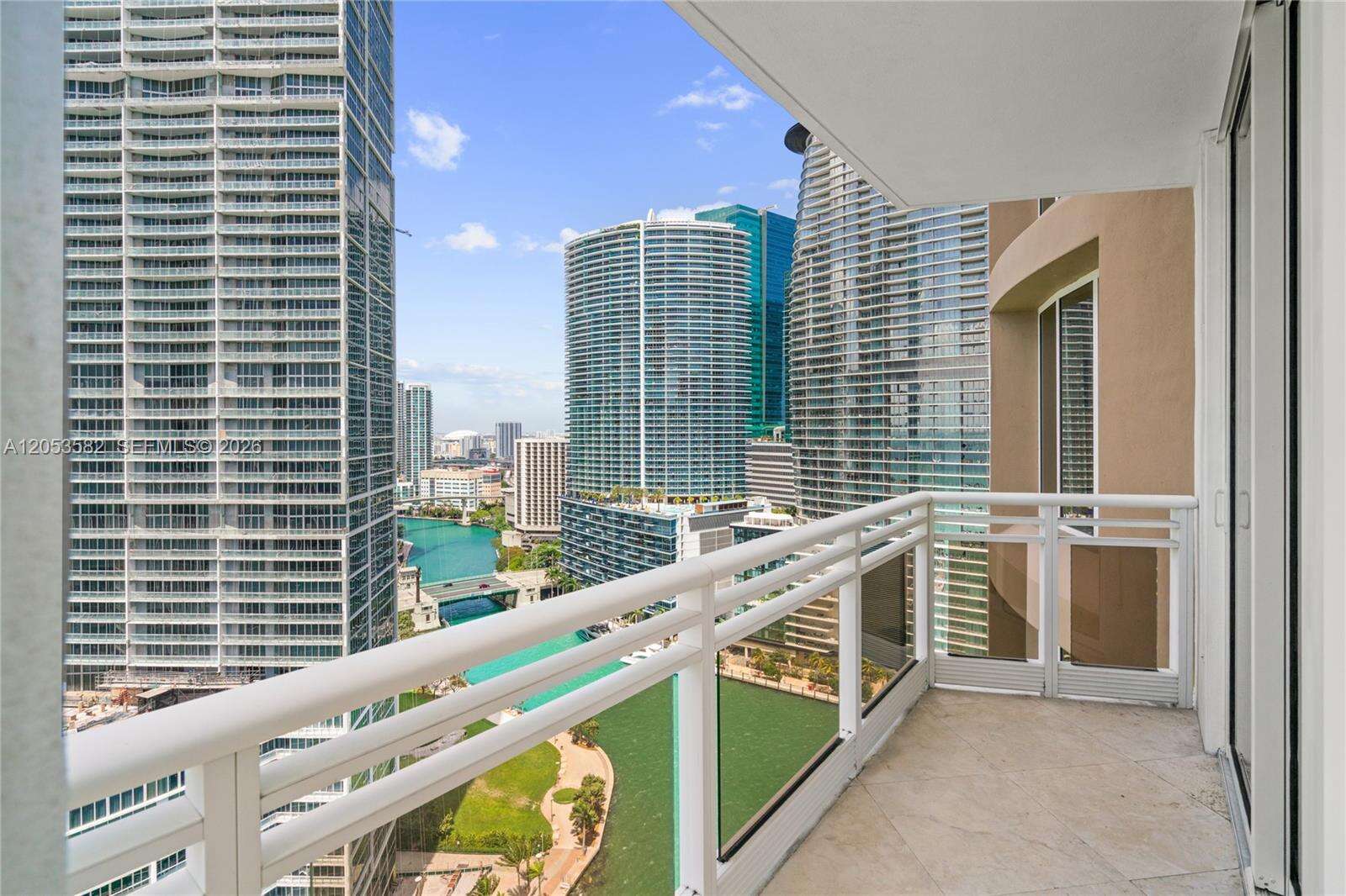 Carbonell at 901 Brickell Key Blvd, Miami, FL 33131 - For Rent photo 72