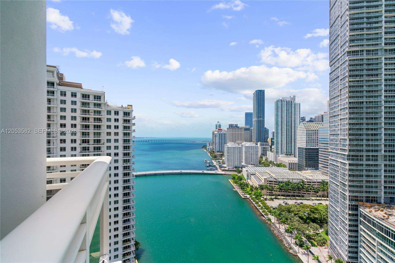 Carbonell at 901 Brickell Key Blvd, Miami, FL 33131 - For Rent photo 76