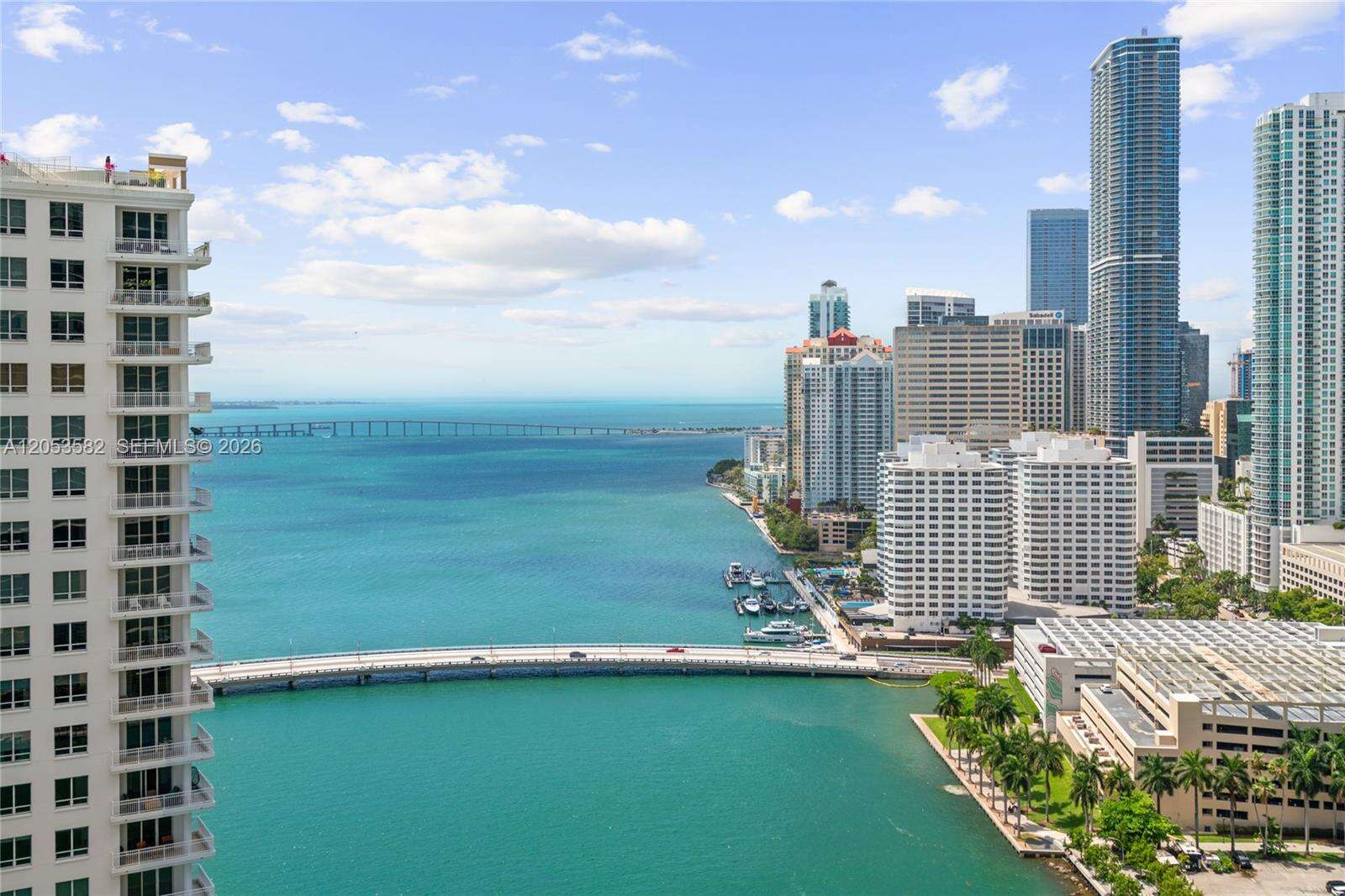 Carbonell at 901 Brickell Key Blvd, Miami, FL 33131 - For Rent photo 77