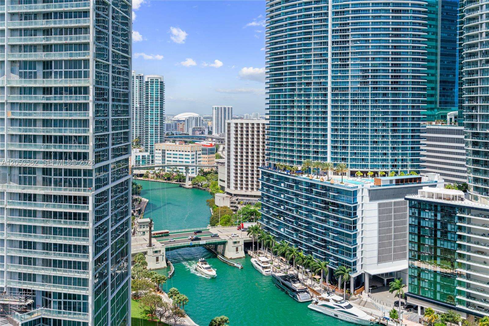 Carbonell at 901 Brickell Key Blvd, Miami, FL 33131 - For Rent photo 80