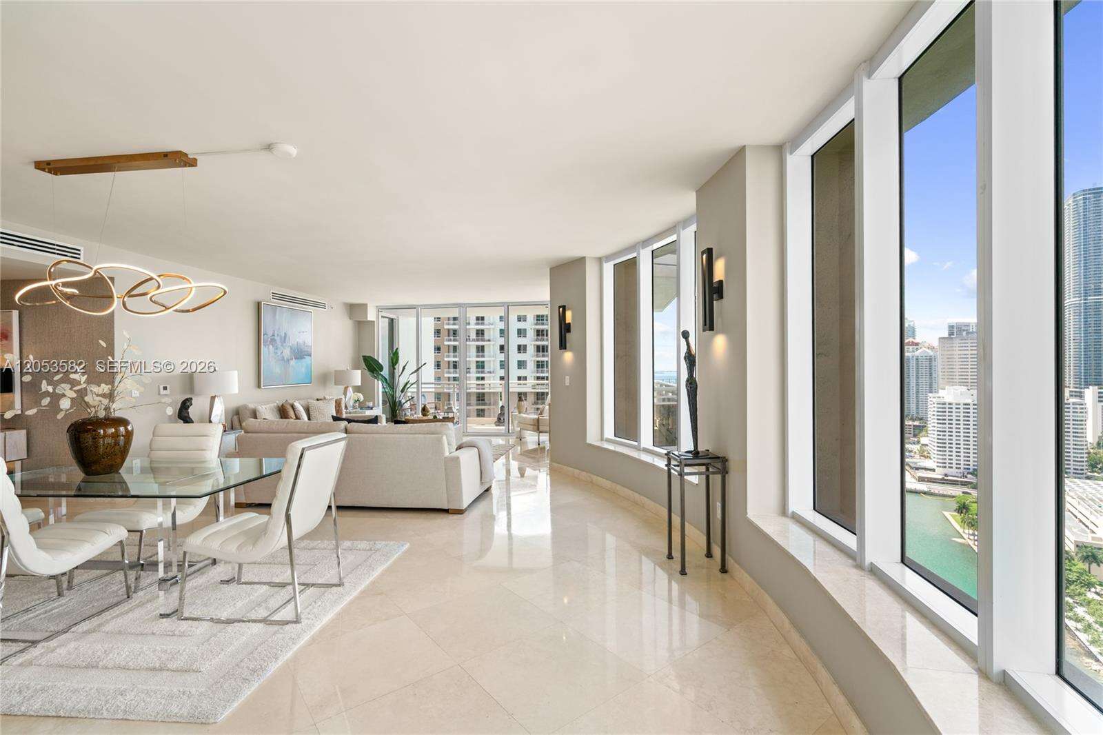 Carbonell at 901 Brickell Key Blvd, Miami, FL 33131 - For Rent photo 88