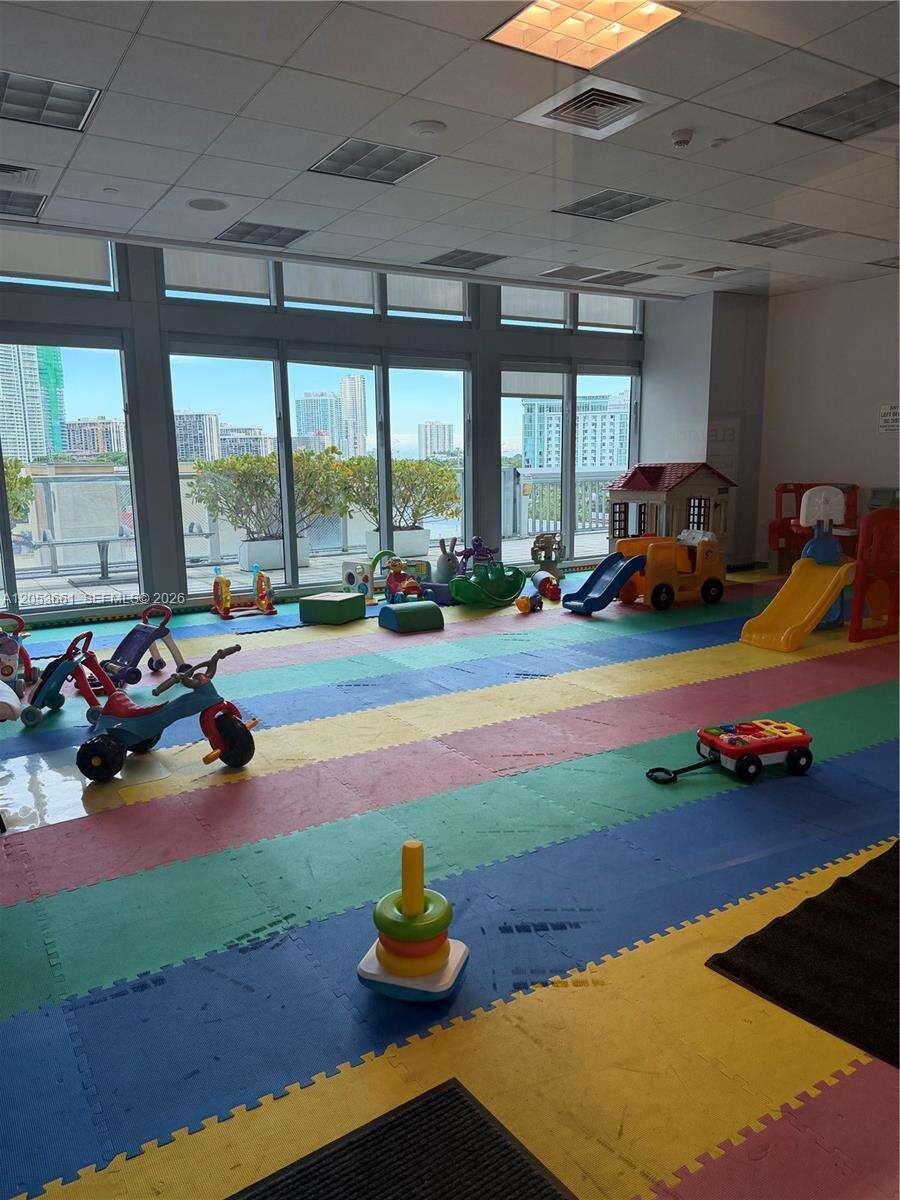 Axis On Brickell at 79 12 St, Miami, FL 33130 - For Rent photo 17