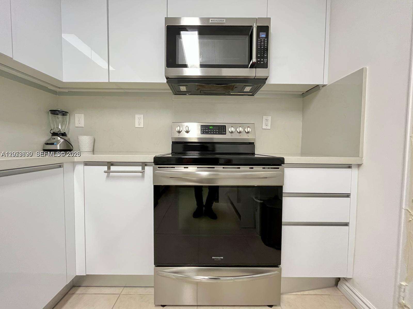 The Plaza at 10185 Collins Ave, Bal Harbour, FL 33154 - For Rent photo 12