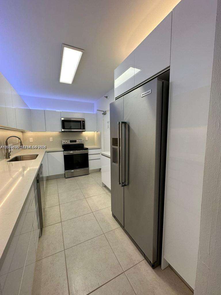 The Plaza at 10185 Collins Ave, Bal Harbour, FL 33154 - For Rent photo 17
