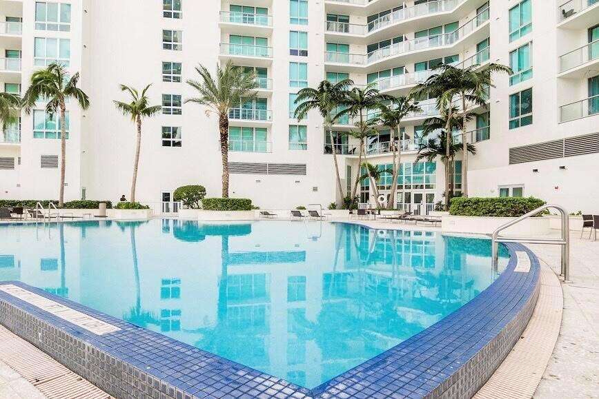 Met 1 at 300 Biscayne, Miami, FL 33131 - For Rent photo 12