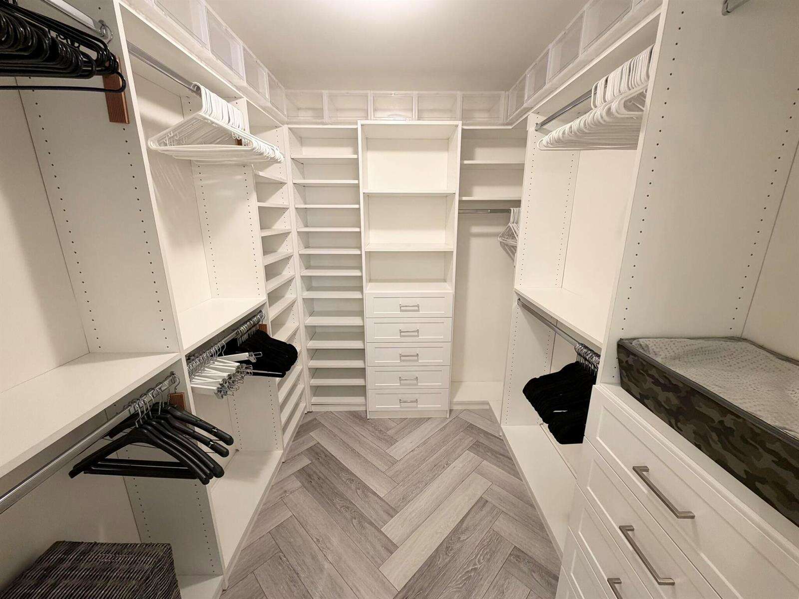 Met 1 at 300 Biscayne, Miami, FL 33131 - For Rent photo 8