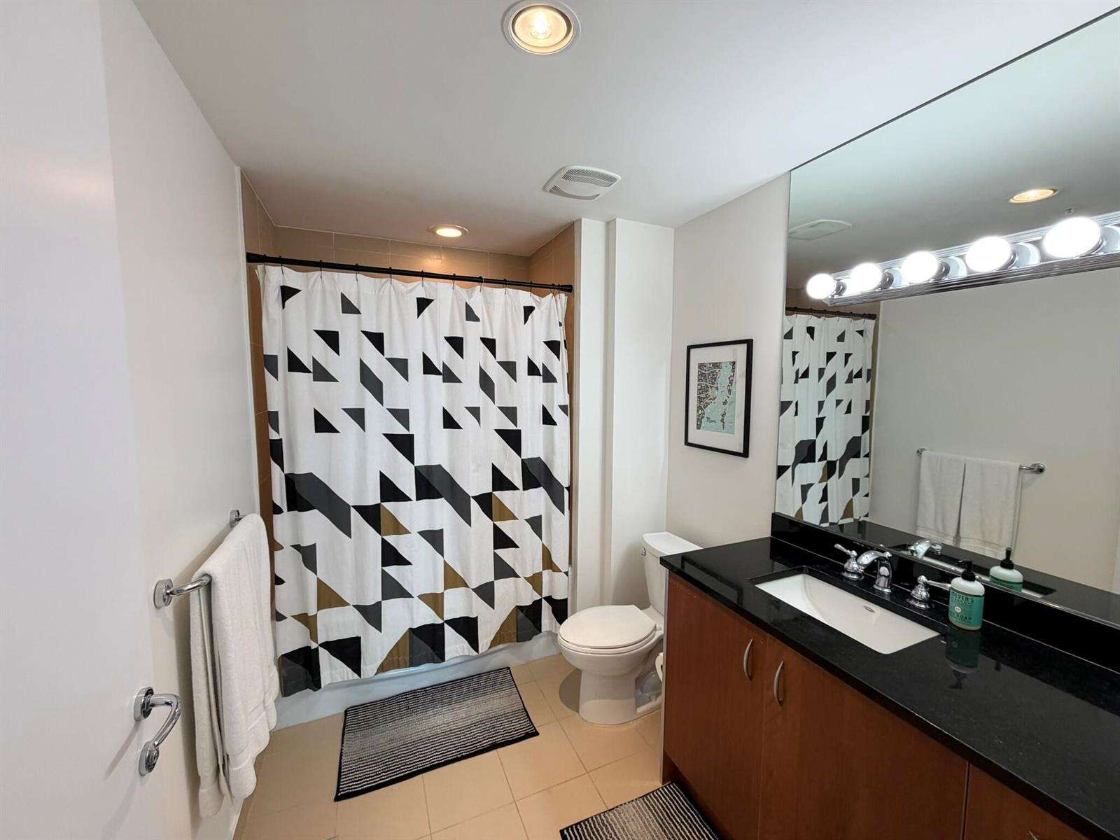 Met 1 at 300 Biscayne, Miami, FL 33131 - For Rent photo 10